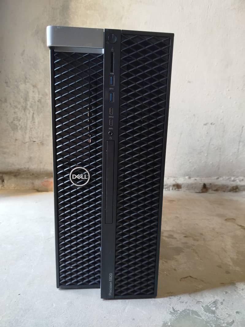 Dell T5820 / W 2135 / 48GB DDR4 / Quadro K4200 4GB / 1TB M-2 NVME 0