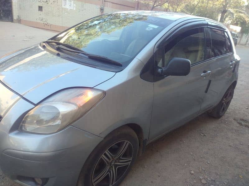 Toyota Vitz 2009 3