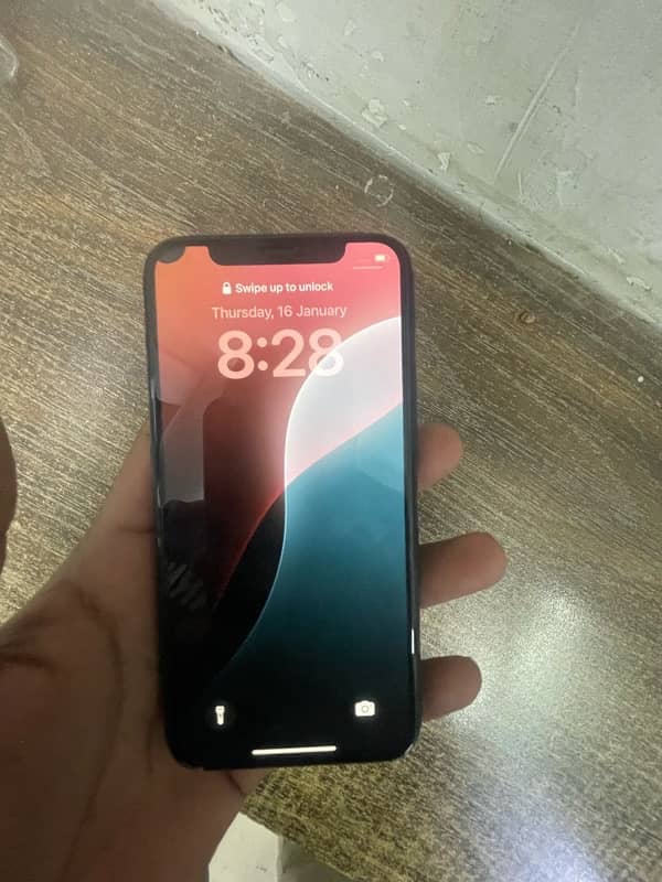 iphone xs 64 gb pta approved 4