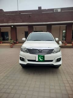 Toyota Fortuner 2016