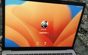 2017 modal MacBook pro for sell