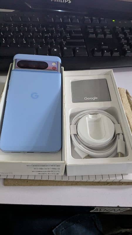 Pixel 8 pro PTA 10/10 box pack 0