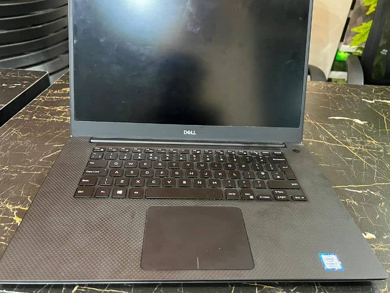 Dell Precision i7-9850H 7