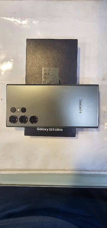 Samsung galaxy s23 Ultra 12/256 6