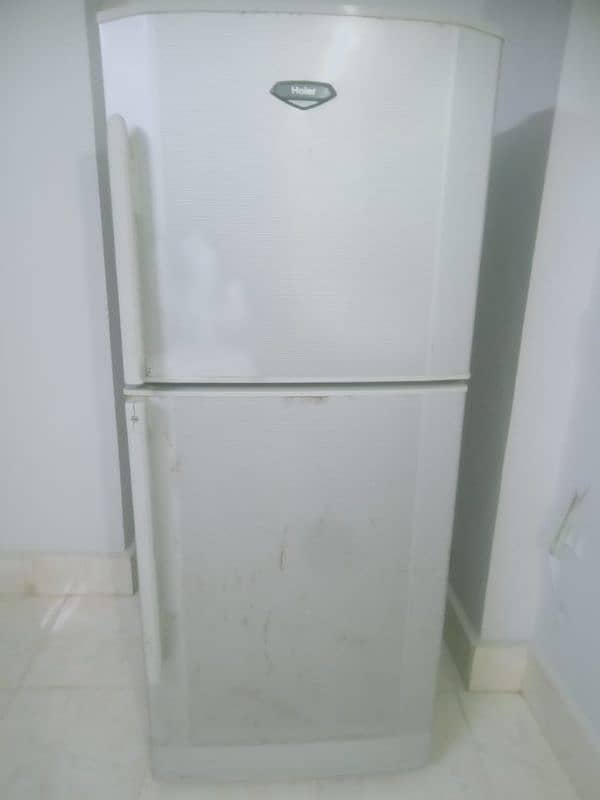 heir defrost  full size double door refrigerator 10