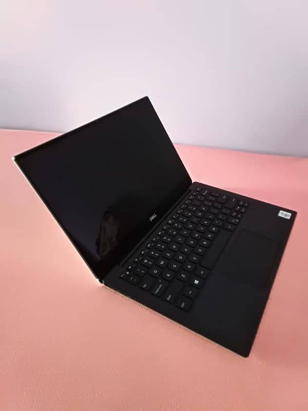 Dell XPS 13 9370 i7/10 16GB/256GB Touch 4K 6