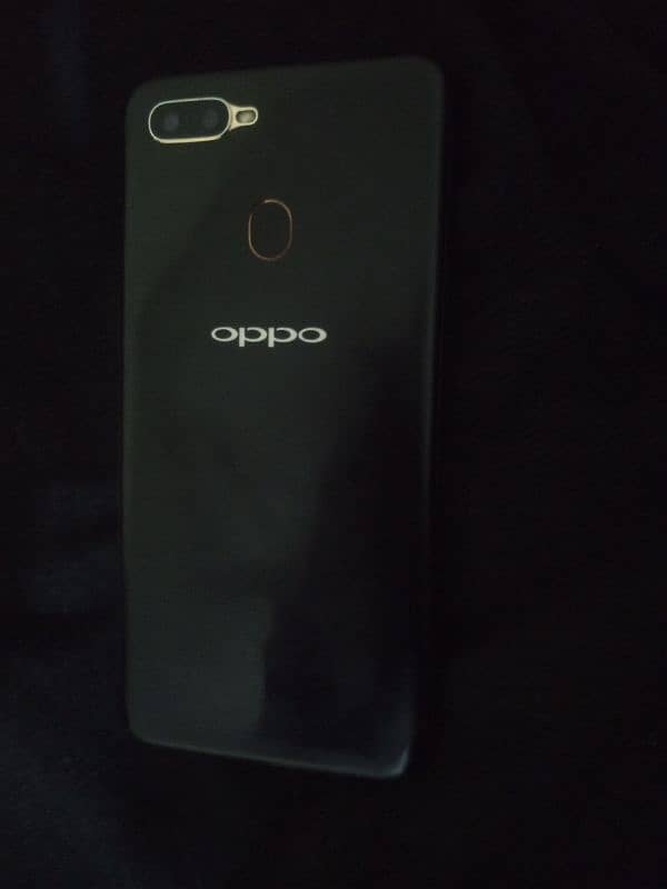 oppo a5s. . . . . 3=32 0