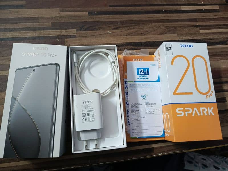 Tecno Spark 20 pro plus 12