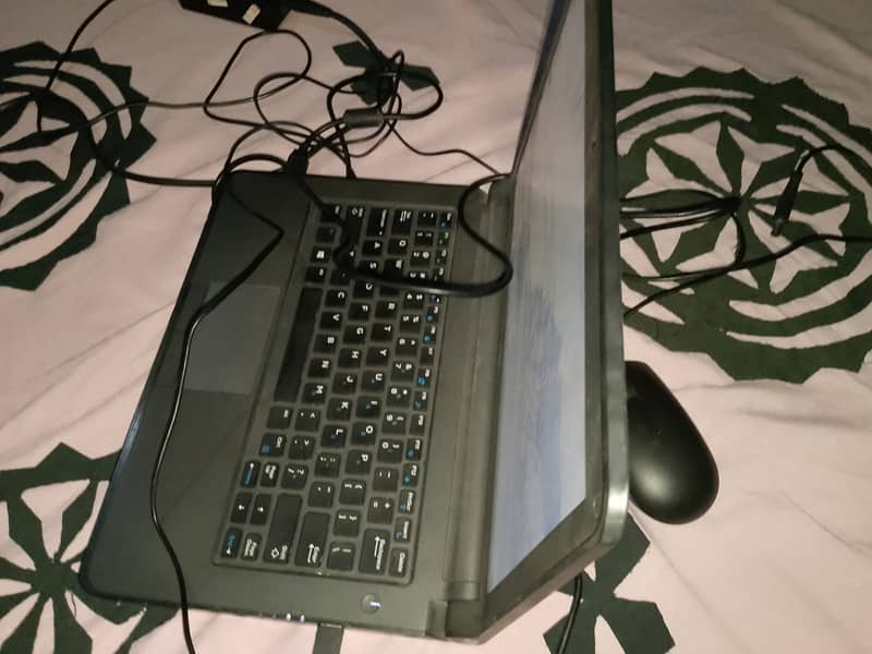 LAPTOP LENOVO 3