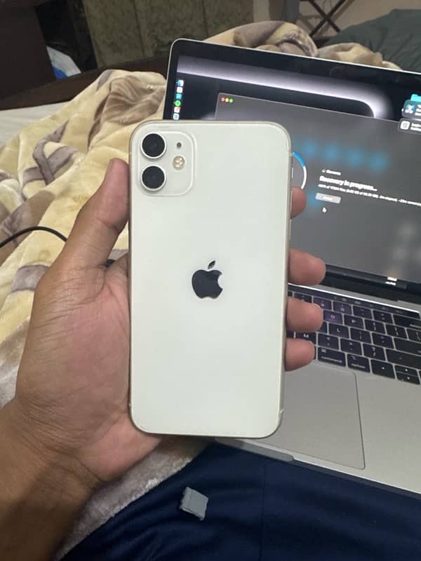 iPhone 11 128gb white Color PTA Approved HK version 1