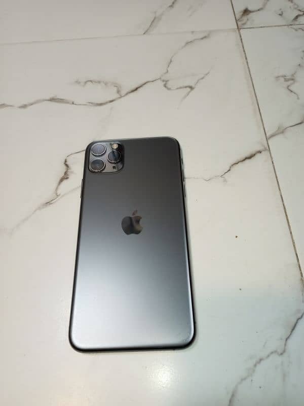 IPhone 11 Pro Max 1