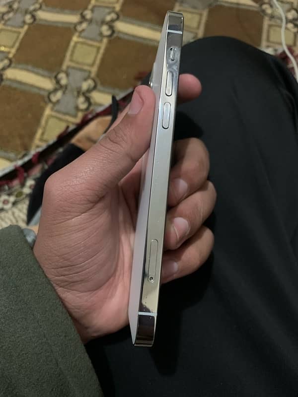 iPhone 12 Pro 512gb pta dull sim approved but sim Nahin 4