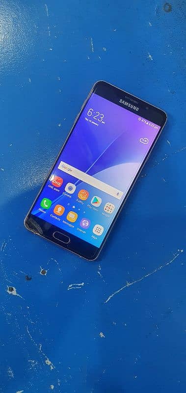 Samsung Glaxy A7 2016 A710L 2GB 16GB Official PTA Approved 8/10 Lush 1