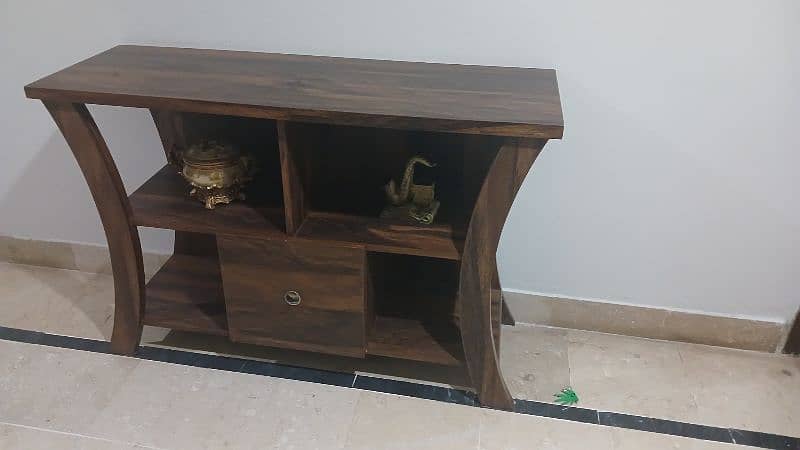 Wooden Console 0