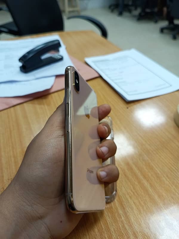 iPhone Xs | PTA Dual Sim 9