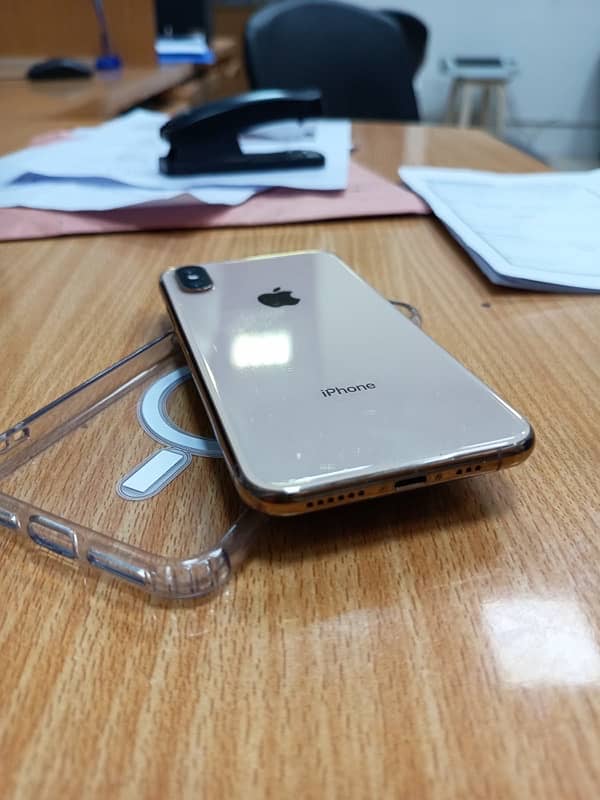 iPhone Xs | PTA Dual Sim 11