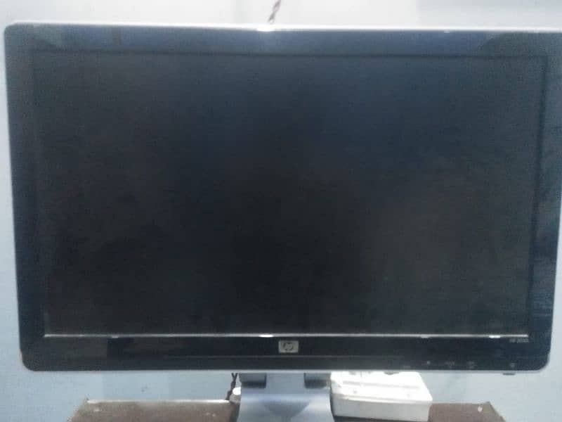 COMPUTER MONITOR 1