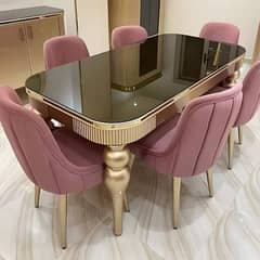 Dining table for sale