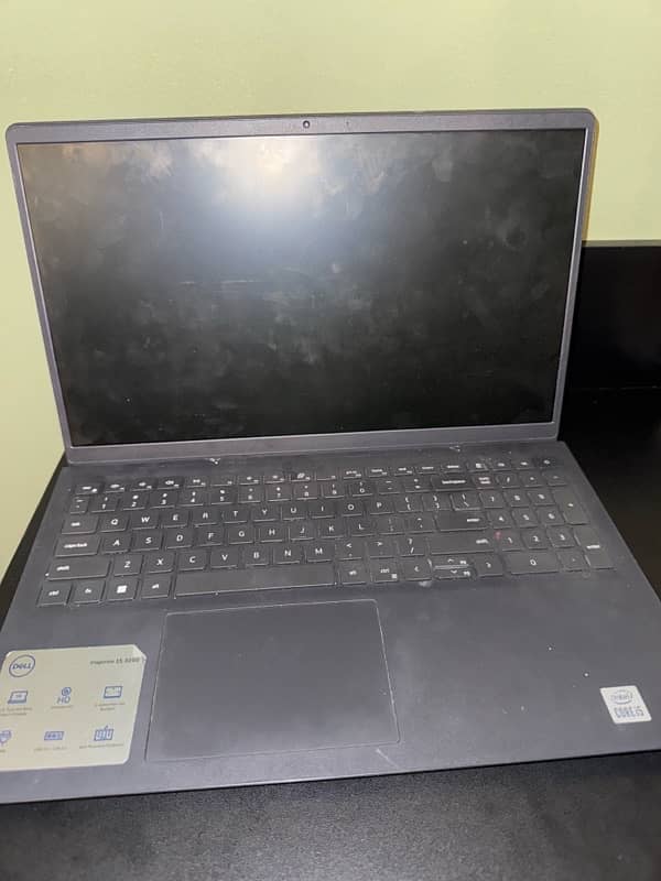 Dell inspirion 15 3000 0