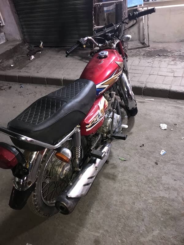 Honda 125 kick start good condition engine 2