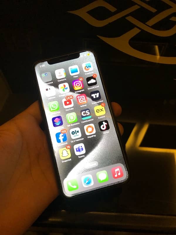 Iphone X 64 GB 76% health   water pack 100% Non pta Factory unlock 2