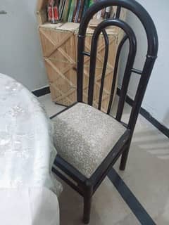 Dining table for sale