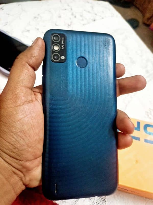 Tecno spark 6 go 6