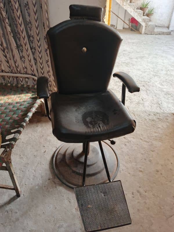 Beutiy palor chair 1