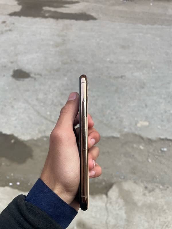 iphone 11 pro 0