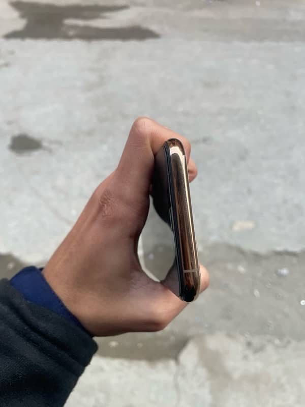 iphone 11 pro 1