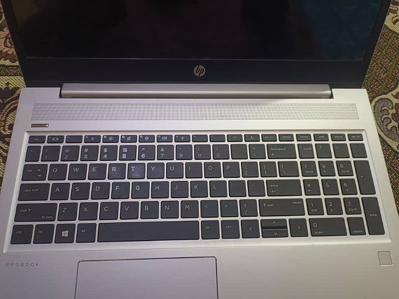 HP PROBOOK G6 I7 8TH GEN 7