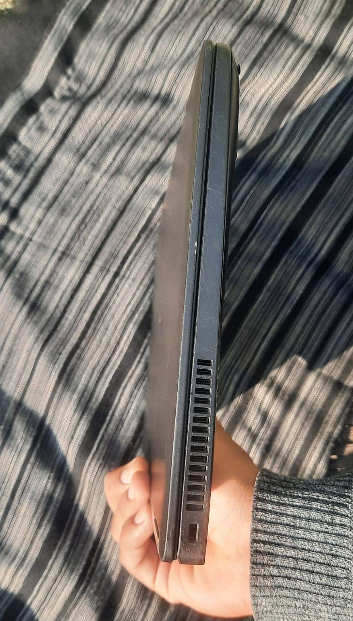 Dell laptop for sell ram 8gb rom 256gb ssd 6