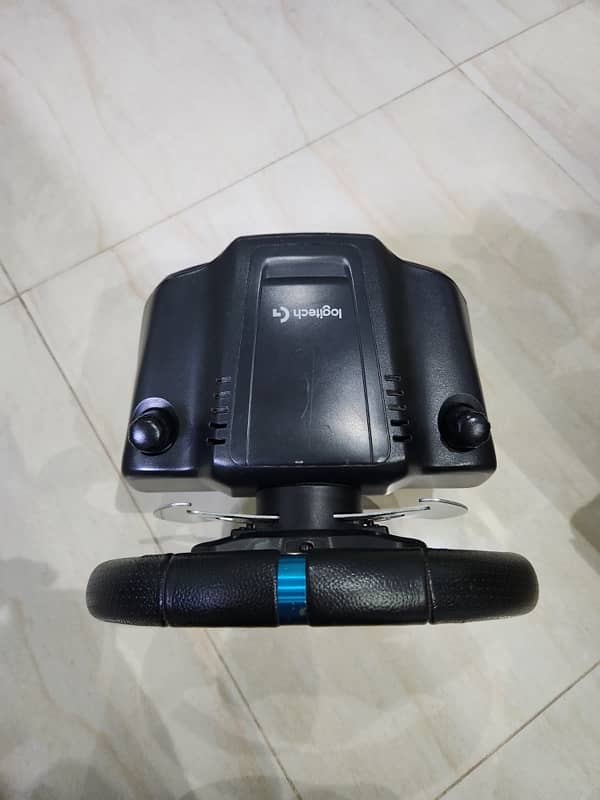 LOGITECH G29 STEERING WHEEL WITH GEAR SHIFTER FRESH CONDITION 6