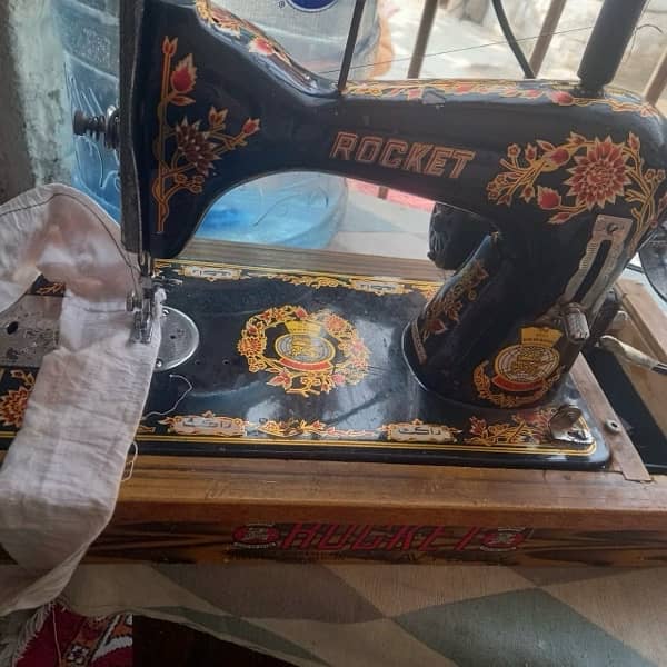 Rocket sewing machine 2