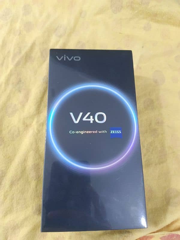 vivo v40 6