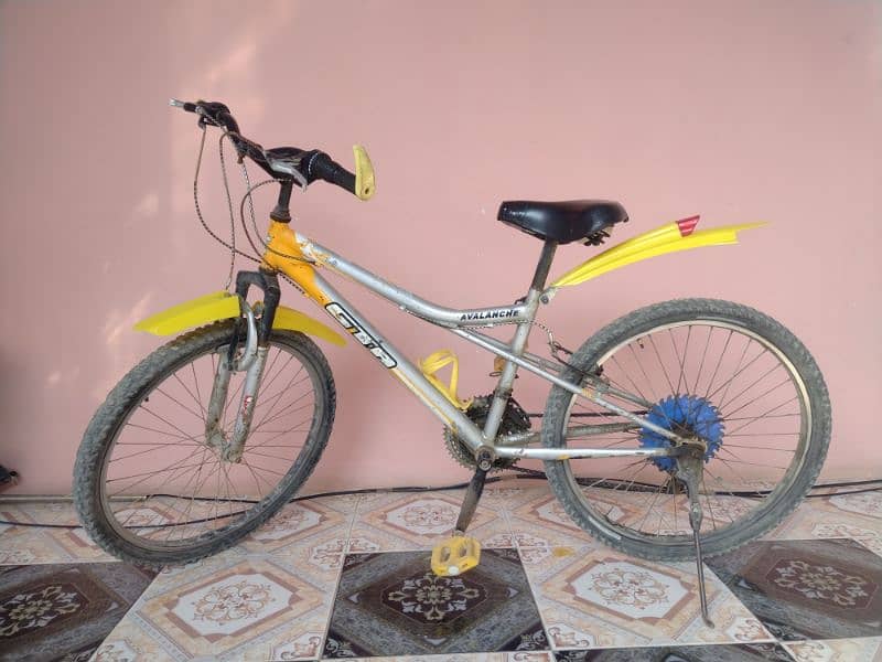 24 size cycle condition 10/9 urgent sell grip shifter gear working 8