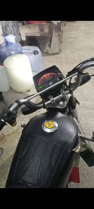 Honda 70 excellent condition 7