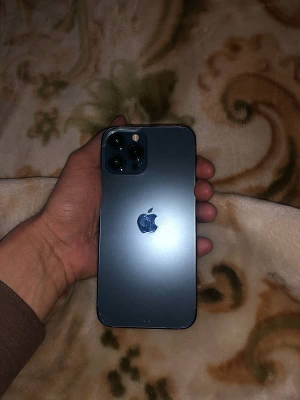 i phone 12 Pro max 5