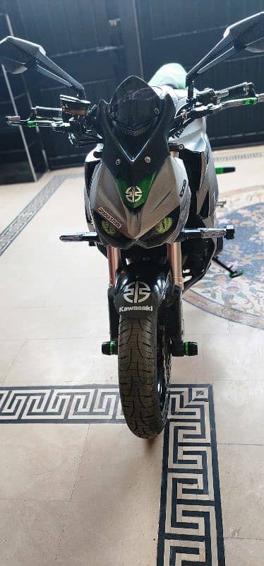 kawasaki z1000 Monster edition 5