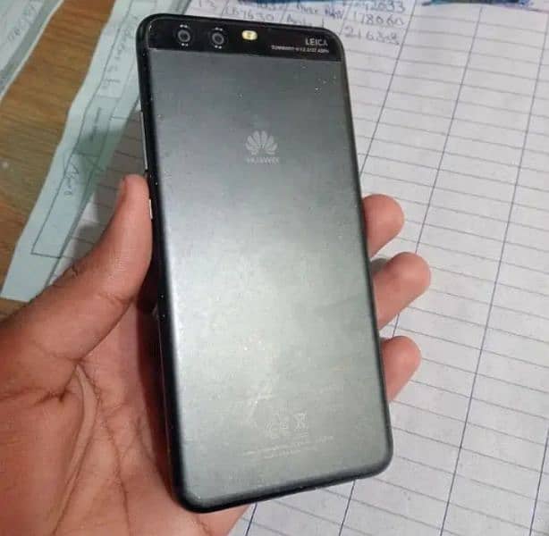 Huawei P10 10 by 10 condition bilkul ok 9