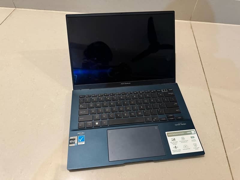 Asus Zenbook Intel Core i5 12th gen OLED Laptop 4