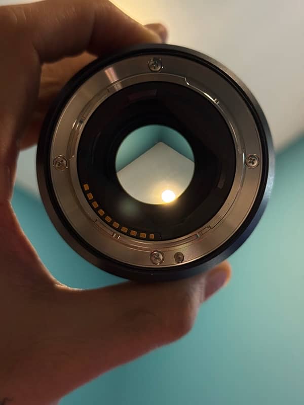 SONY 35mm 1.4 GM LENS FOR SALE IN EXCELLENT CONDITION 4