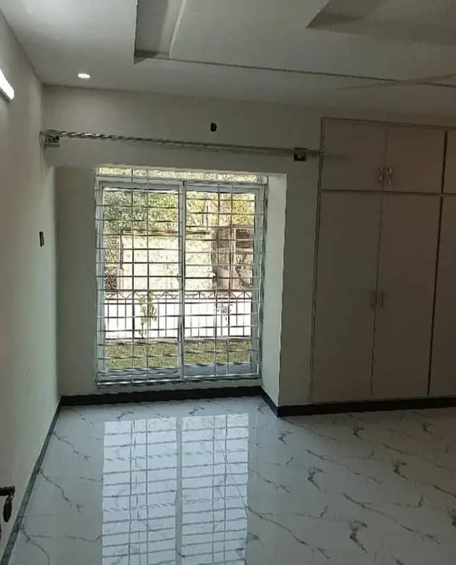 G-11/4 PHA C-Type Fully Renovated Flat For Sale 3