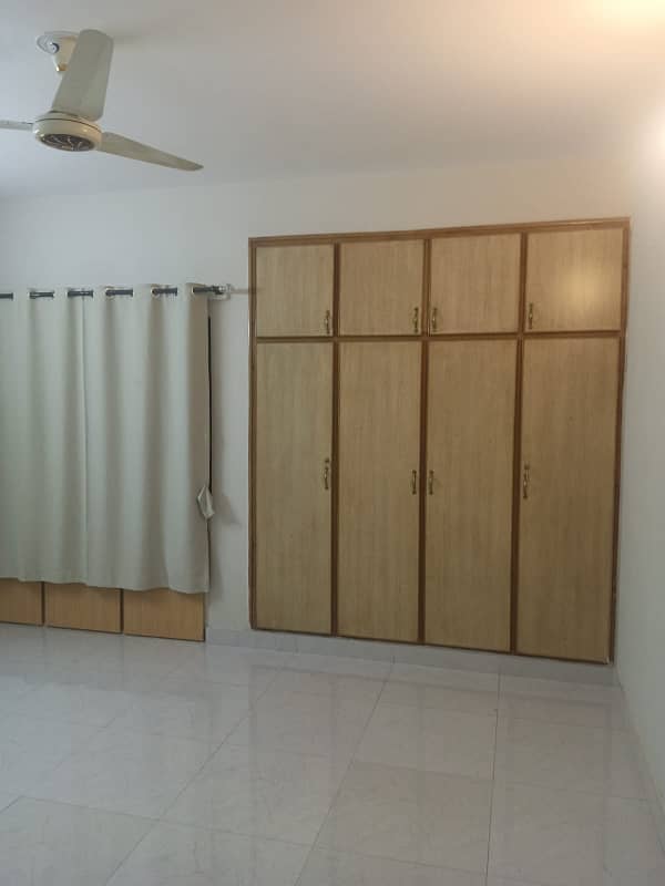 PHA C-Type Ground Floor Flat For Rent G-11/4 13