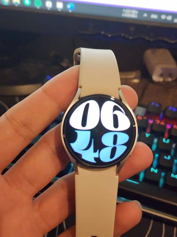 Samsung Galaxy Watch 6 4