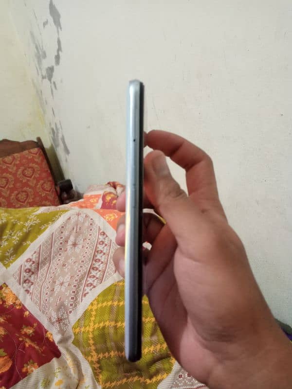 Realme 6 8/128 Pta Approved 6