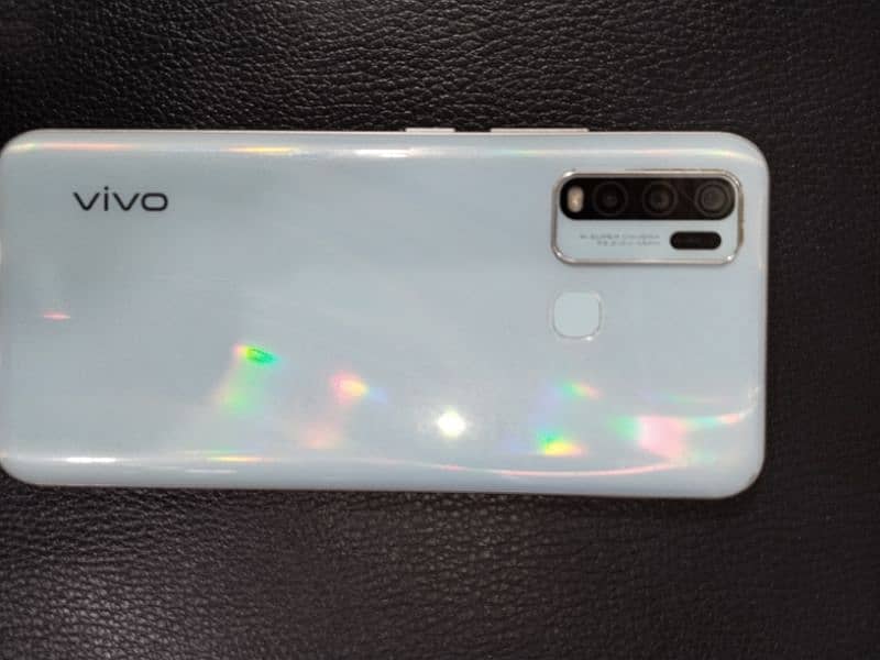 vivo y30 3