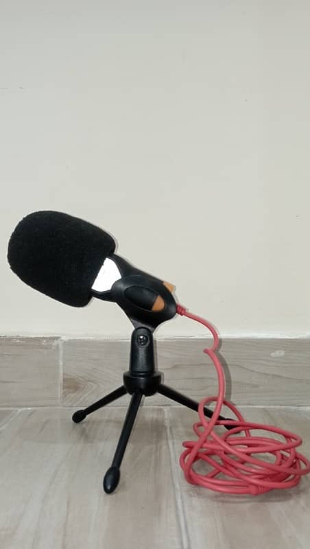 Mic for podcasts/gaming 0