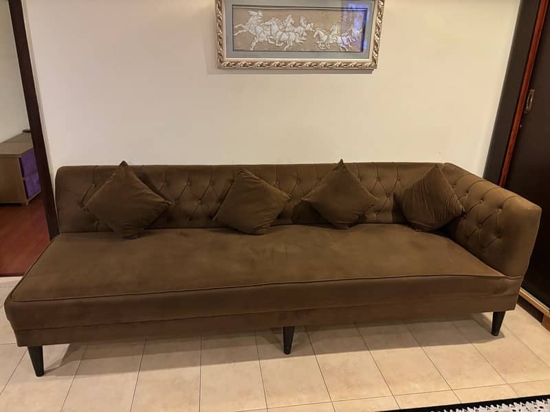 4 Seater Sofa 0