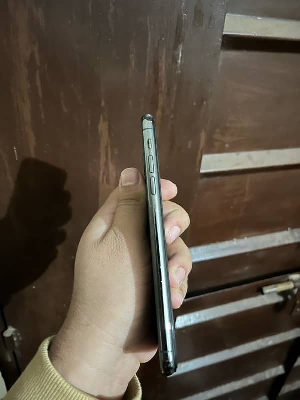 iphone 11promax pta proved 0